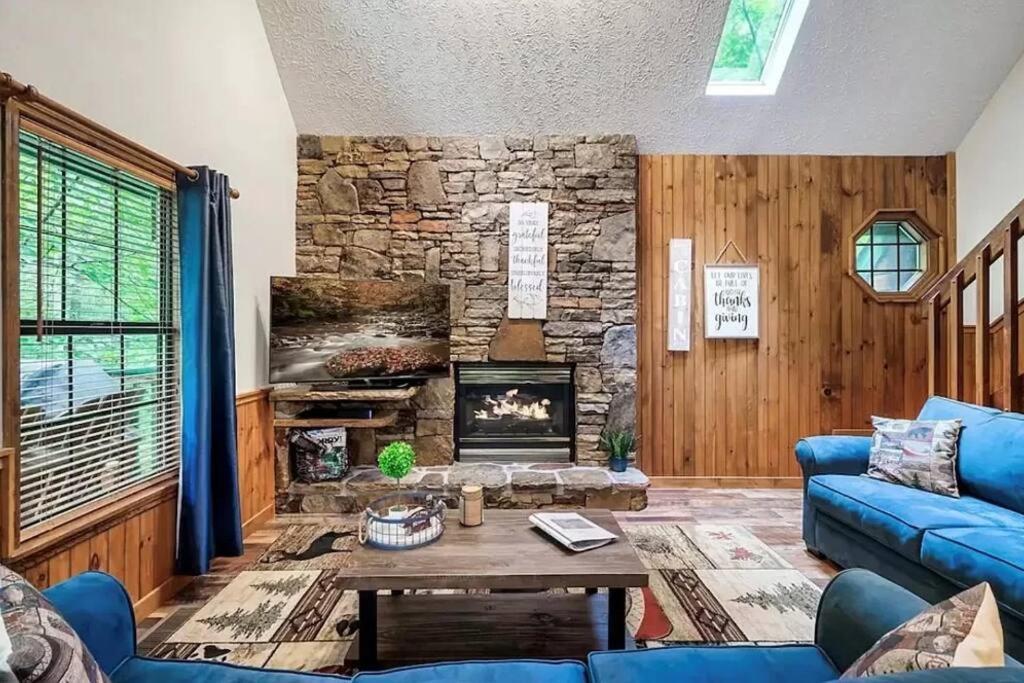 Villa Beary Peaceful Smokies Retreat: Hot-Tub & Pools Pigeon Forge Esterno foto